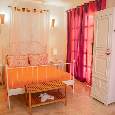 Hotel Noche